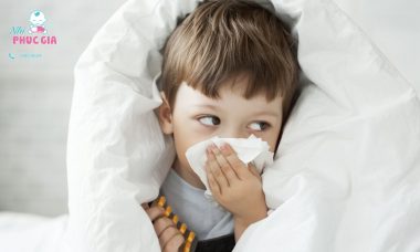 trẻ bị cúm