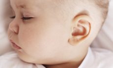 Rèn luyện thính giác cho trẻ sơ sinh