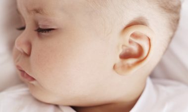 Rèn luyện thính giác cho trẻ sơ sinh